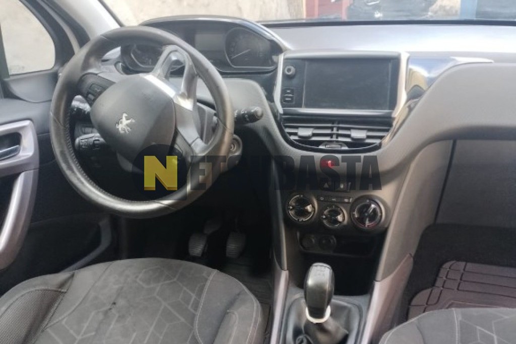 Peugeot 2008 1.2 PureTech 2015