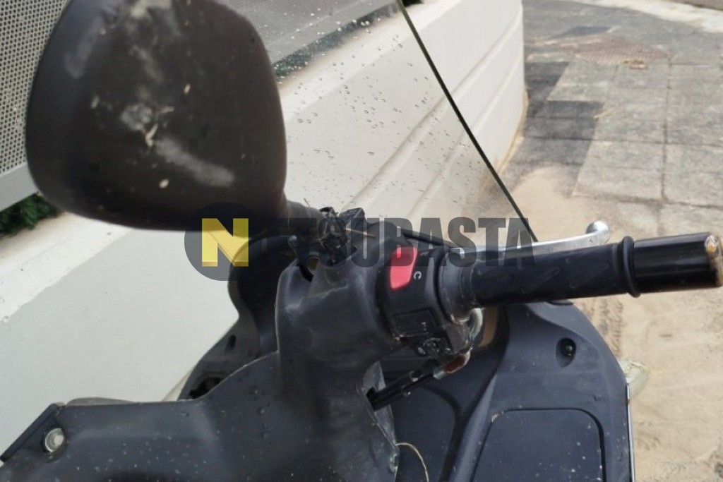 Suzuki BURGMAN 125 2013