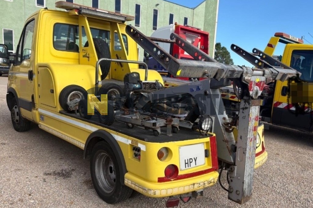 Iveco Daily 50C15 Grúa 2013