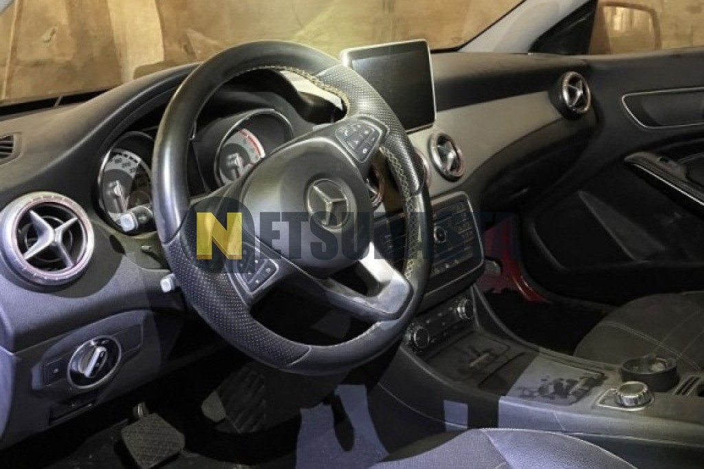 Mercedes-Benz CLA 200 CDI 7G-DCT 2015