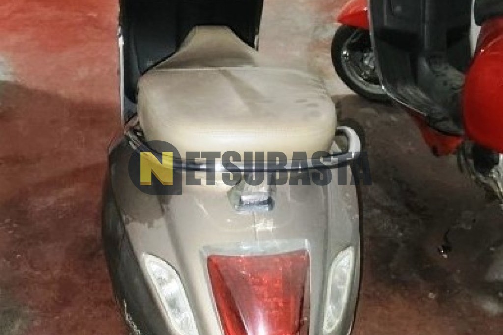 Vespa Primavera 50 2014