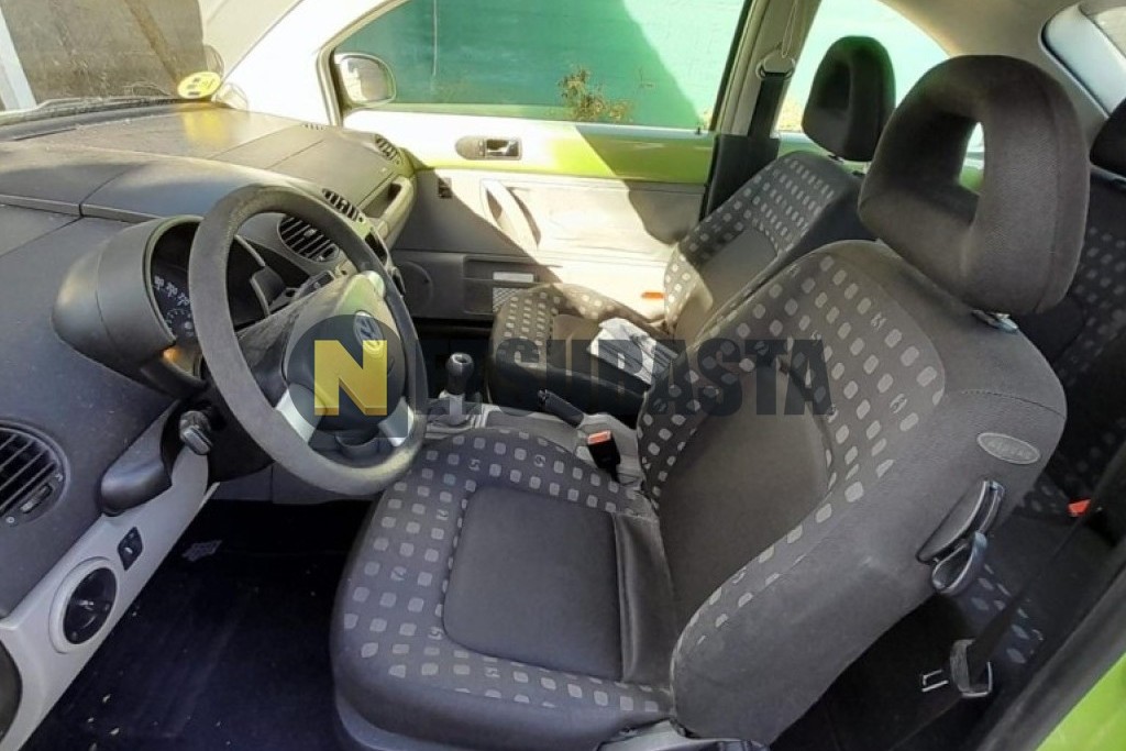 Volkswagen New Beetle 1.6 2001