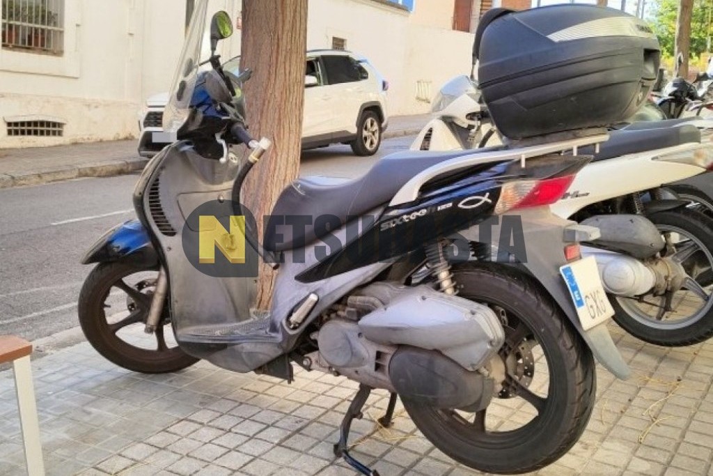 Suzuki Sixteen 125 2010