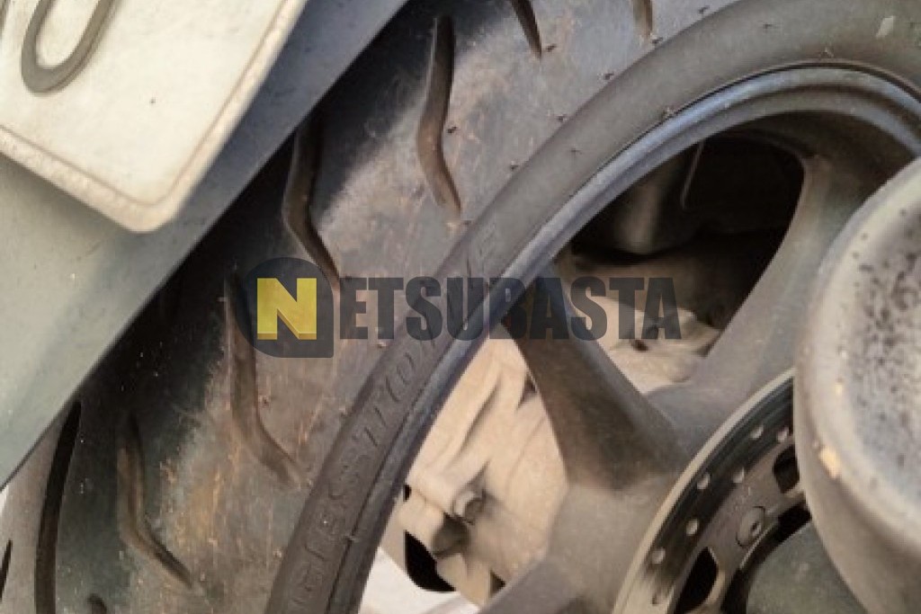 Suzuki Sixteen 125 2010