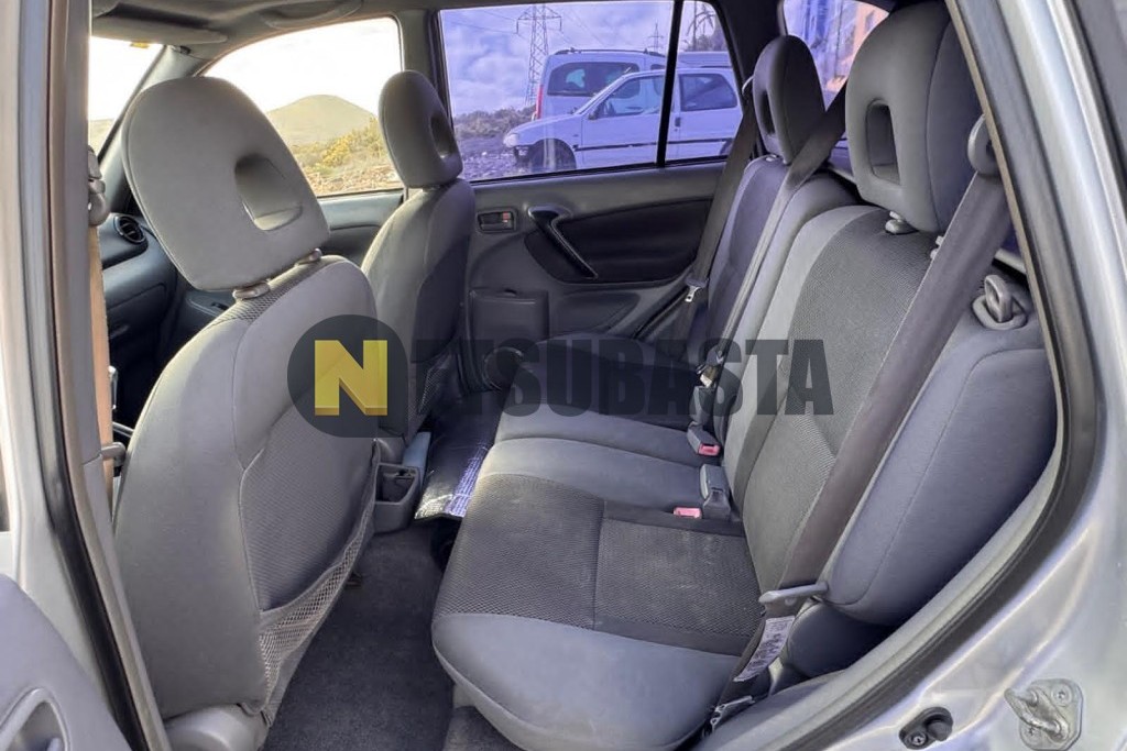 Toyota RAV4 2.0 2000