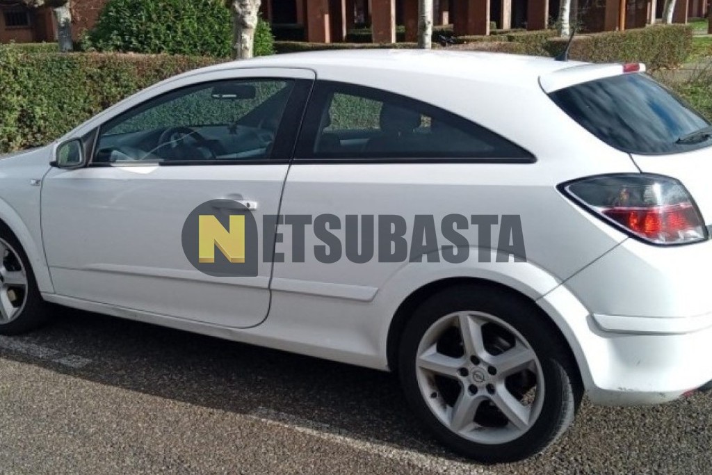 Opel Astra GTC 1.6 2005
