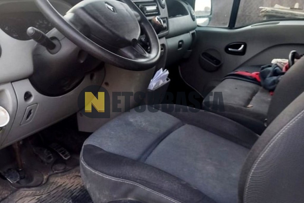 Renault Master Furgon 2.5 dCi 2008