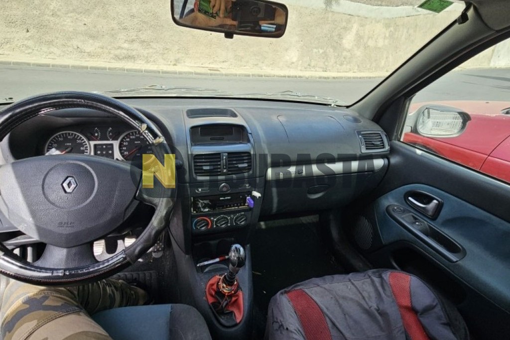 Renault Clio 1.2 16v 2003