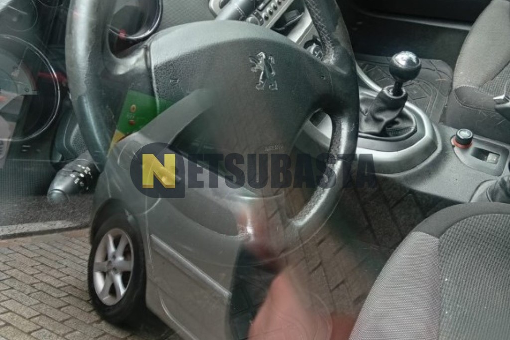 Peugeot 308 1.6 HDi FAP 2008