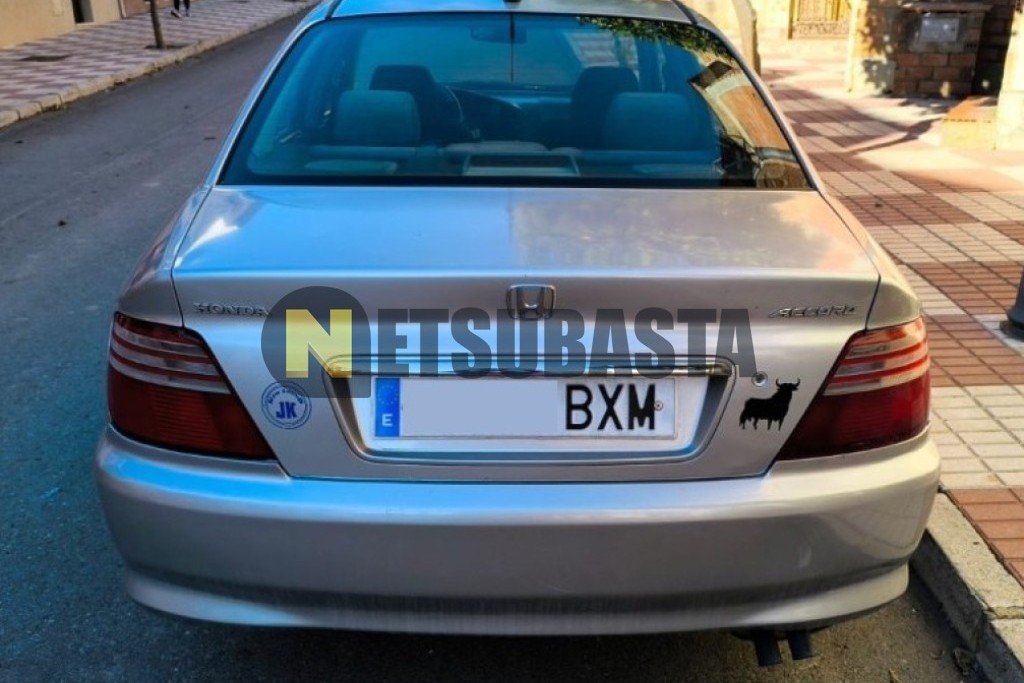 Honda Accord 1.8i LS VTEC 2002