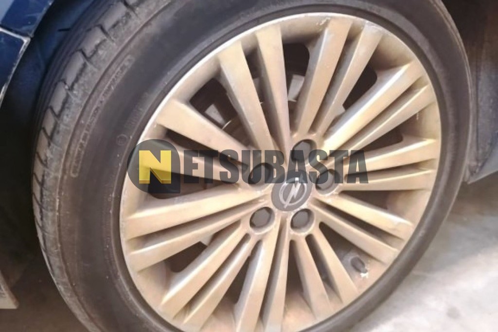 Opel Insignia Sports Tourer 2.0 CDTI ecoflex 2013