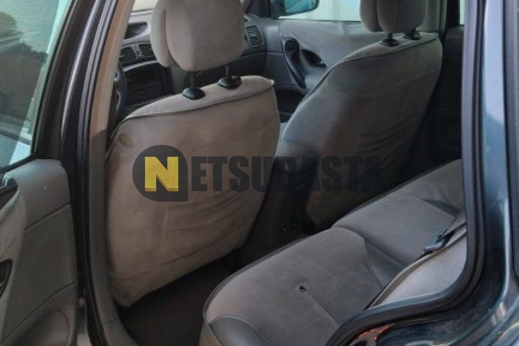 Renault Laguna Grand Tour 2.2 dCi 2003