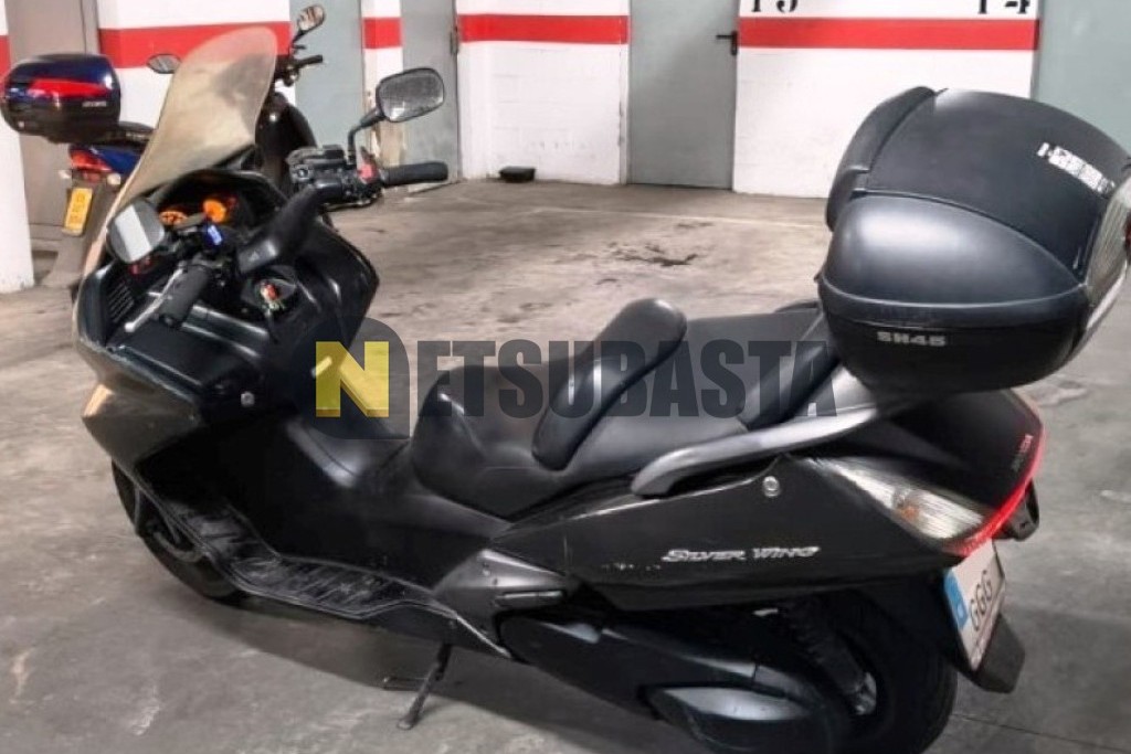 Honda Silver Wing 400 2008