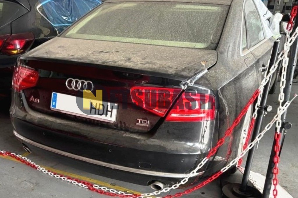 Audi A8 3.0 TDI quattro tiptronic 8 vel. 2011
