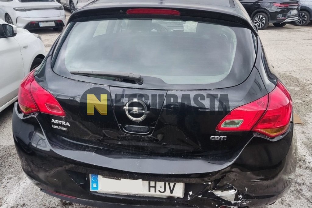 Opel Astra 1.7 CDTI 2012