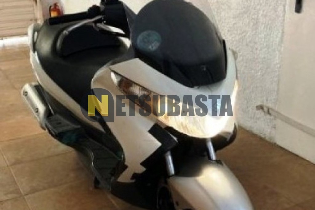 Suzuki BURGMAN 125 2013
