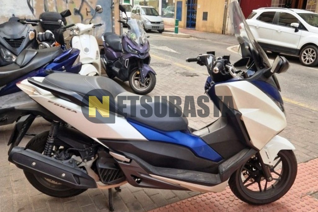 Honda Forza 125 2015