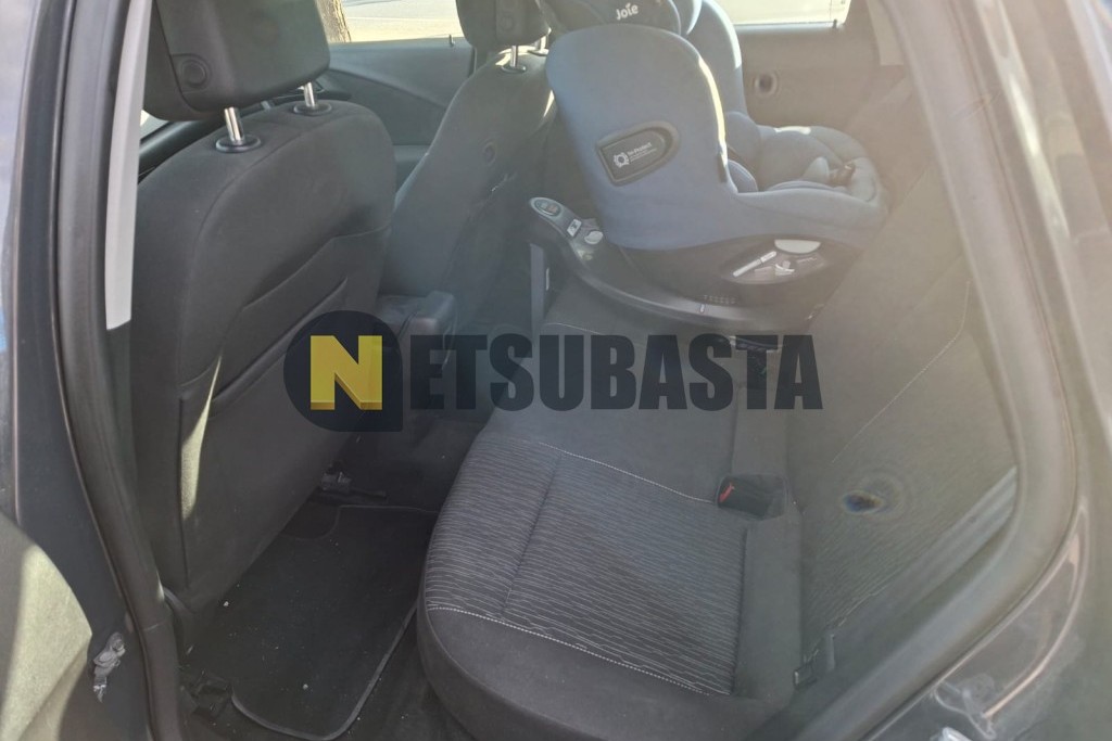 Opel Astra Sedán 1.6 CDTi 2015