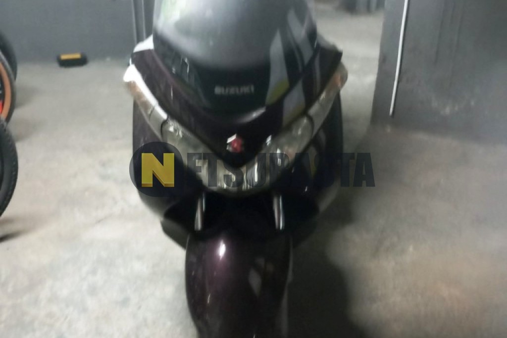 Suzuki Burgman 125 2011