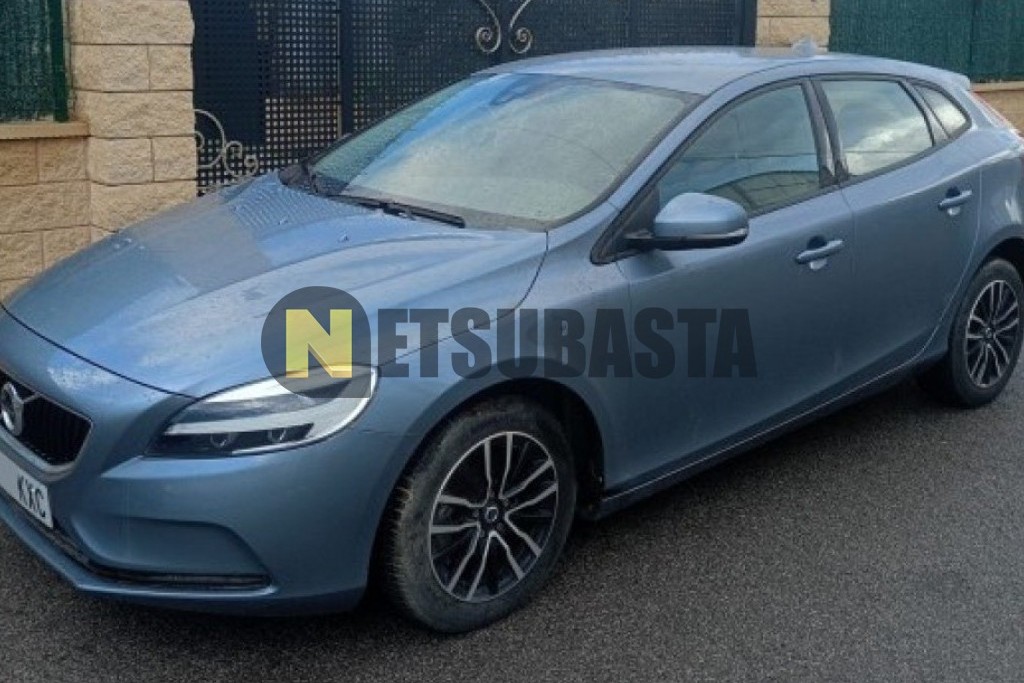 Volvo V40 T2 2019