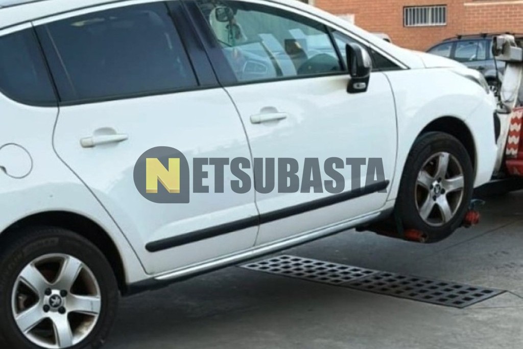 Peugeot 3008 1.2 PureTech 2016