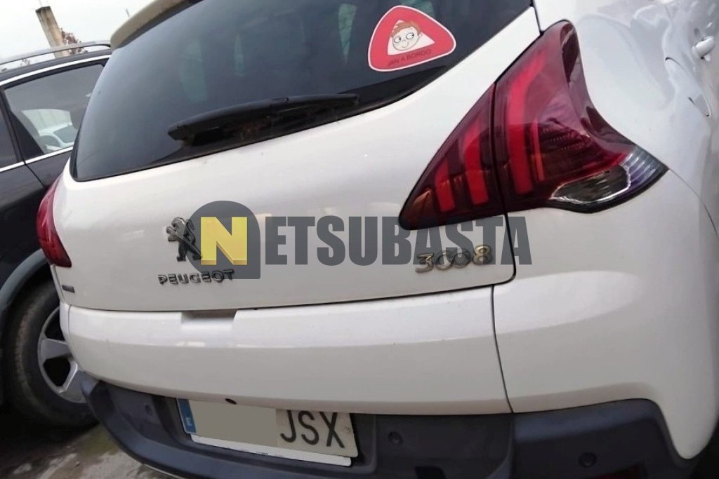 Peugeot 3008 1.2 PureTech 2016