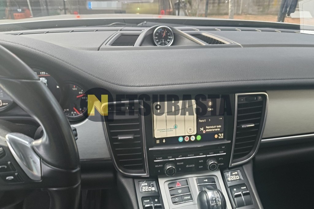 Porsche Panamera S PDK 2011