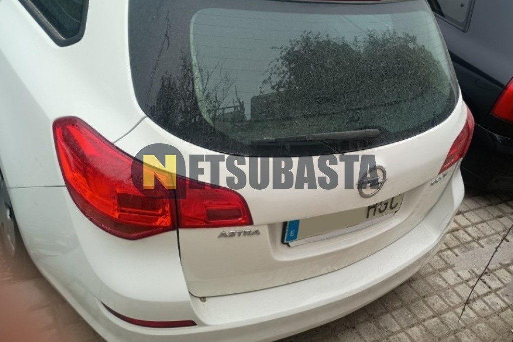 Opel Astra Sports Tourer 1.3 ecoFlex 2011