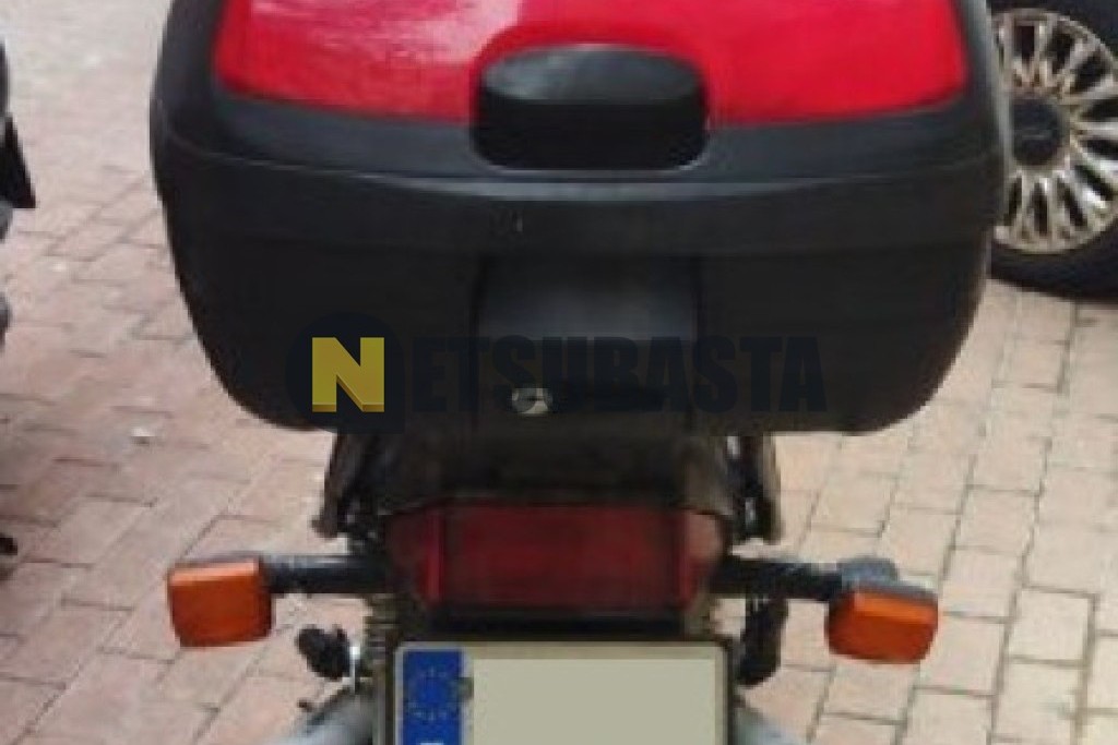 Honda CB 250 TWO FIFTY 2002