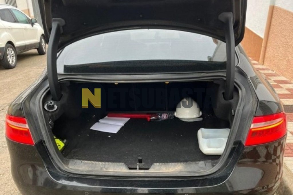 Jaguar XE 2.0 Diesel Auto 2015