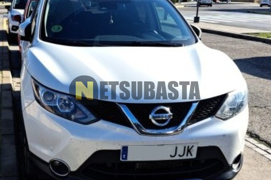 Nissan Qashqai 4x2 1.2 DIG-T XTRONIC 2015