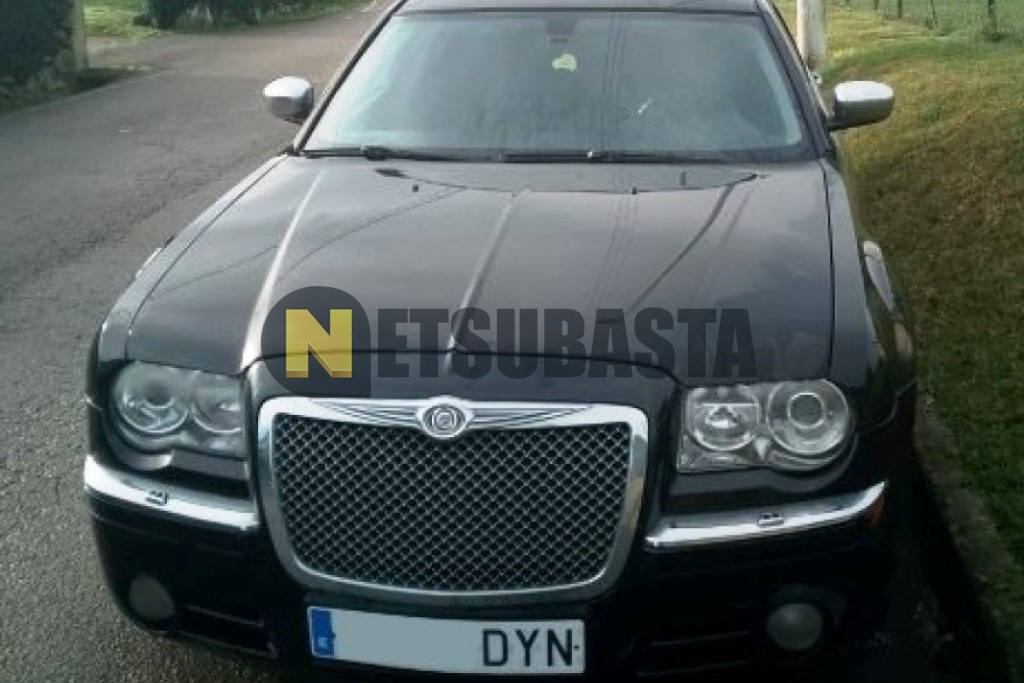 Chrysler 300C Touring 2.7 V6 2006