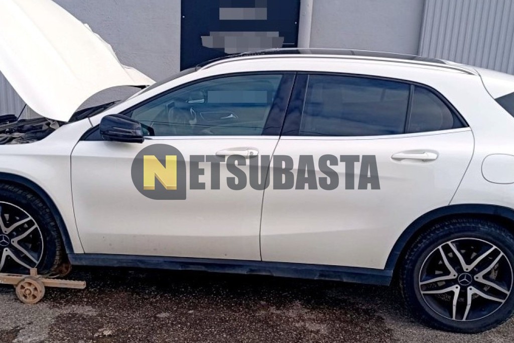 Mercedes-Benz GLA 200 d 2016