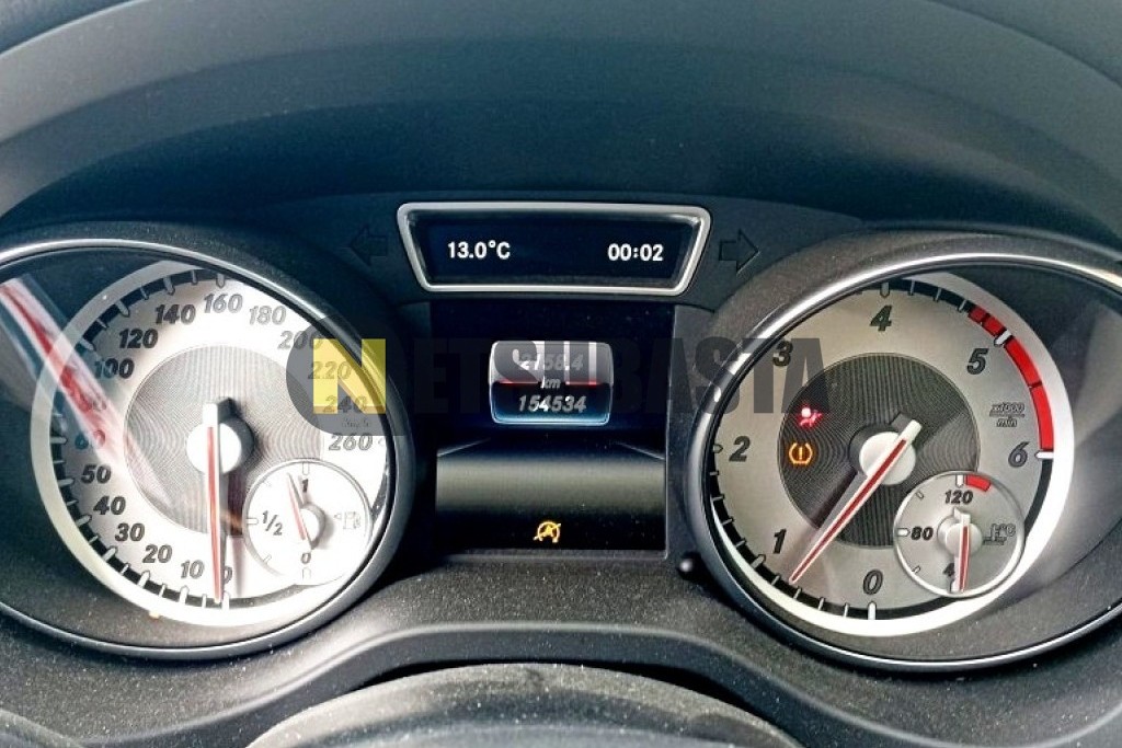 Mercedes-Benz GLA 200 d 2016