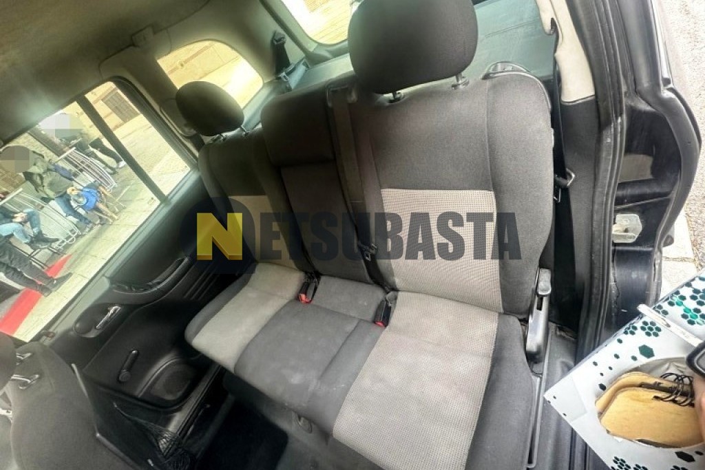 Opel Zafira 2.0 DTi 16V 2005