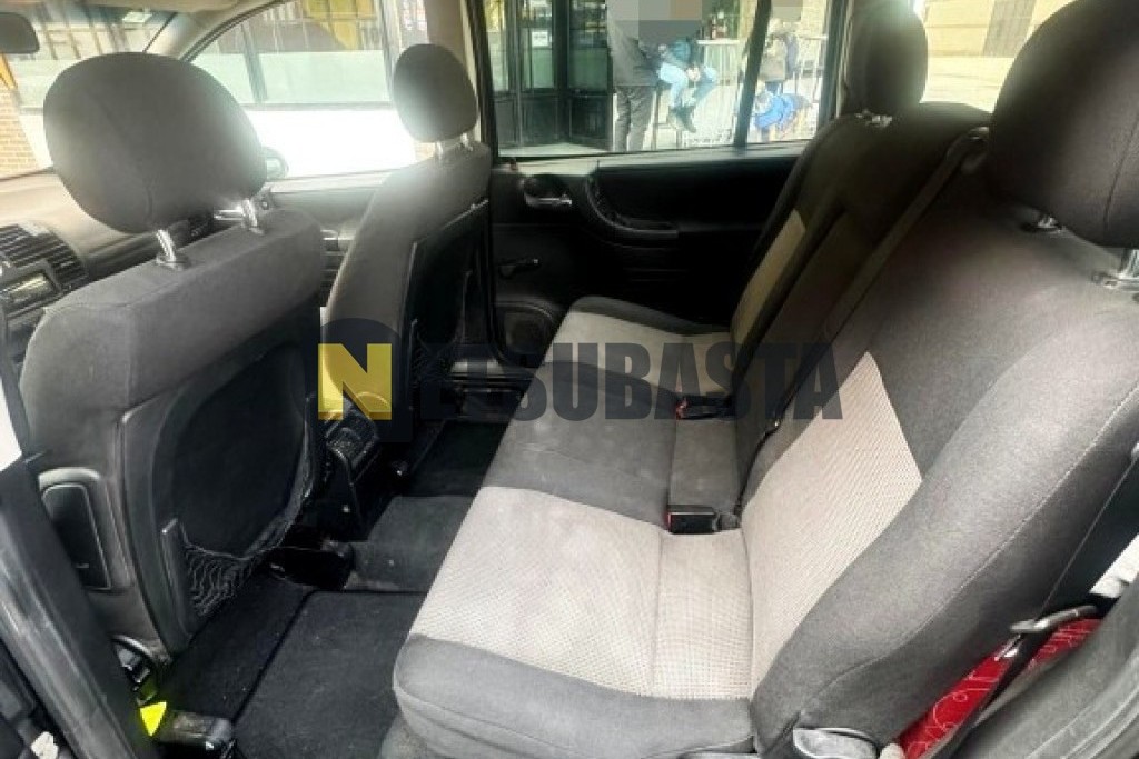 Opel Zafira 2.0 DTi 16V 2005
