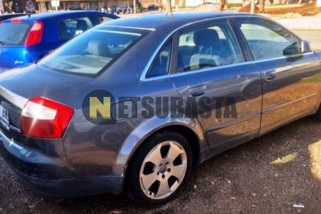 Audi A4 2.5 TDI multitronic 6 vel. 2002