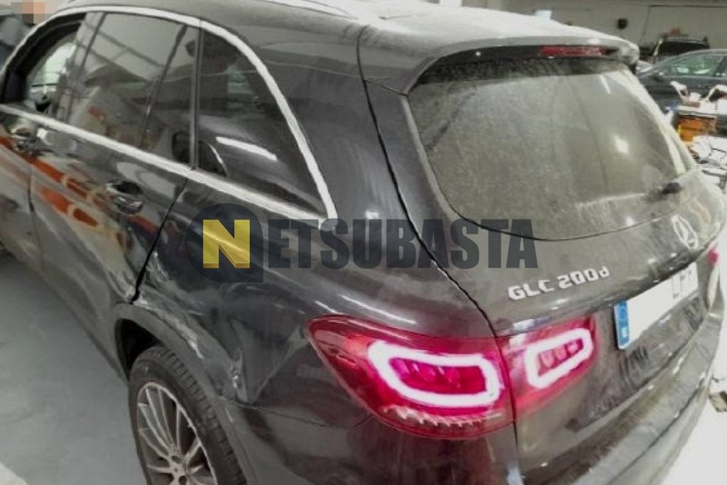 Mercedes-Benz GLC 200 d 4MATIC 2021
