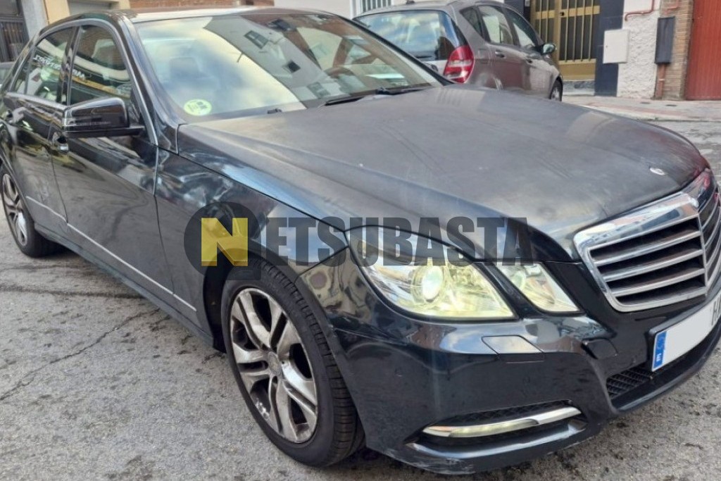 Mercedes-Benz E 220 CDI BlueEFFICIENCY Aut. 2012