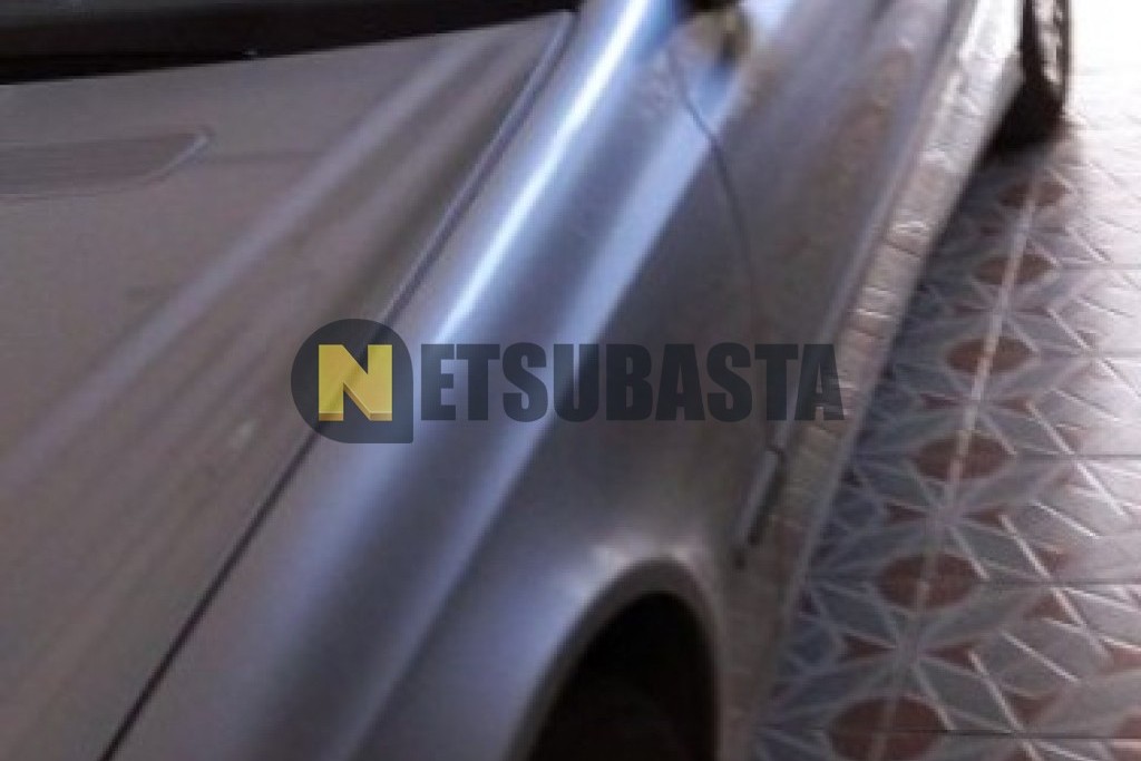 Mercedes-Benz E 270 CDI 2002