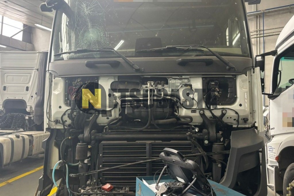 Mercedes-Benz Actros 1848 LS 2021