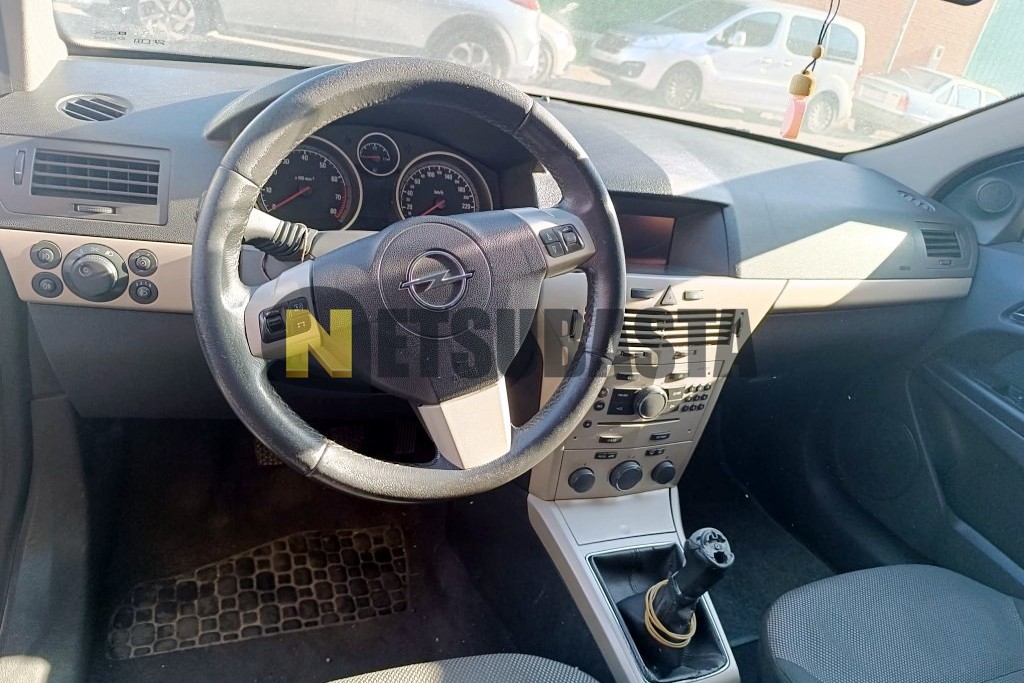 Opel Astra GTC 1.4 16V 2009