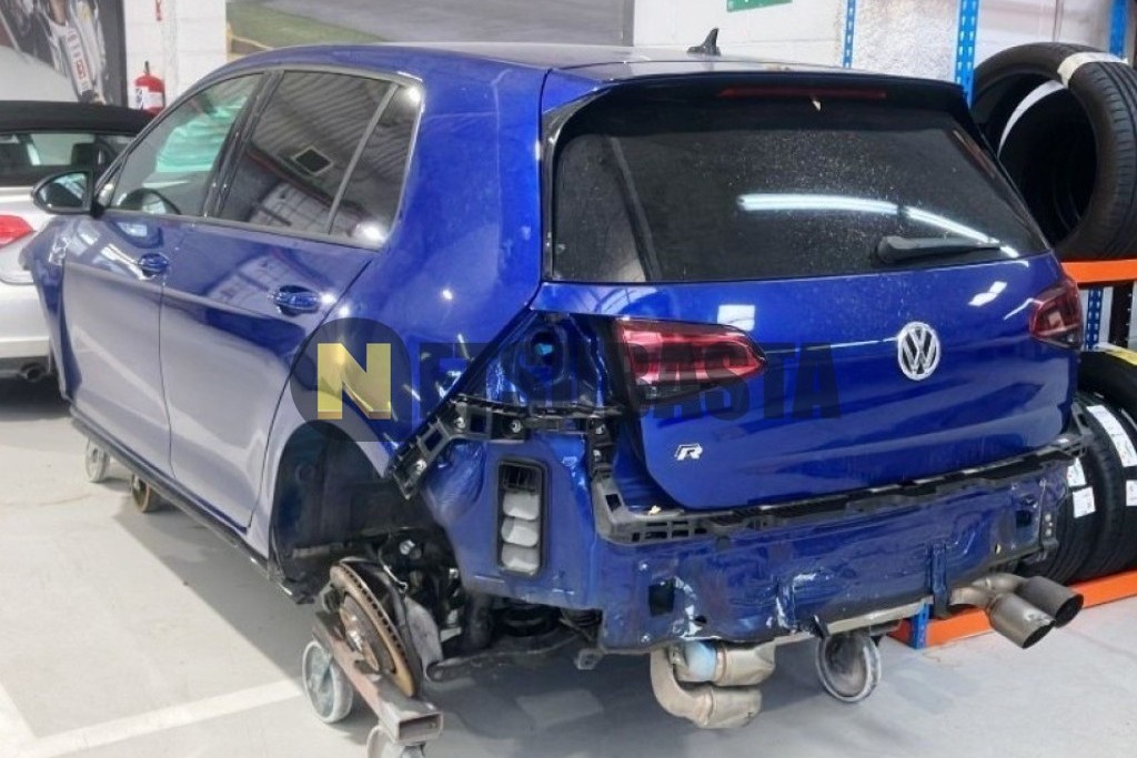 Volkswagen Golf R 2.0 TSI DSG 7 vel. 2018