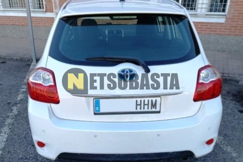Toyota Auris 1.8 Híbrido HSD 2011