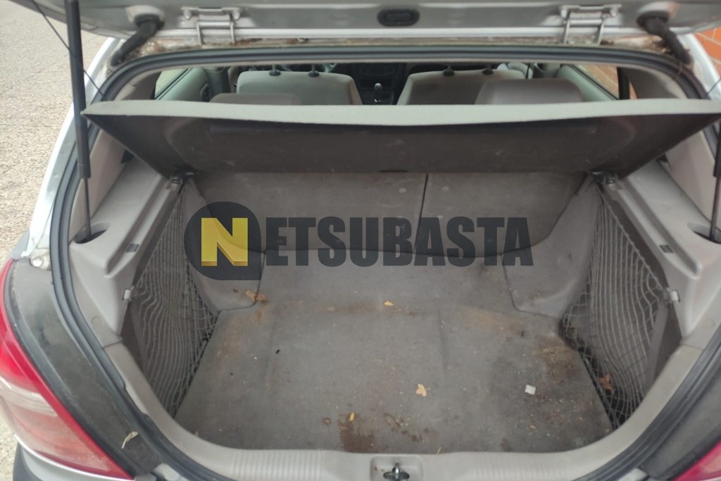 Nissan Almera 2.2Di 2001