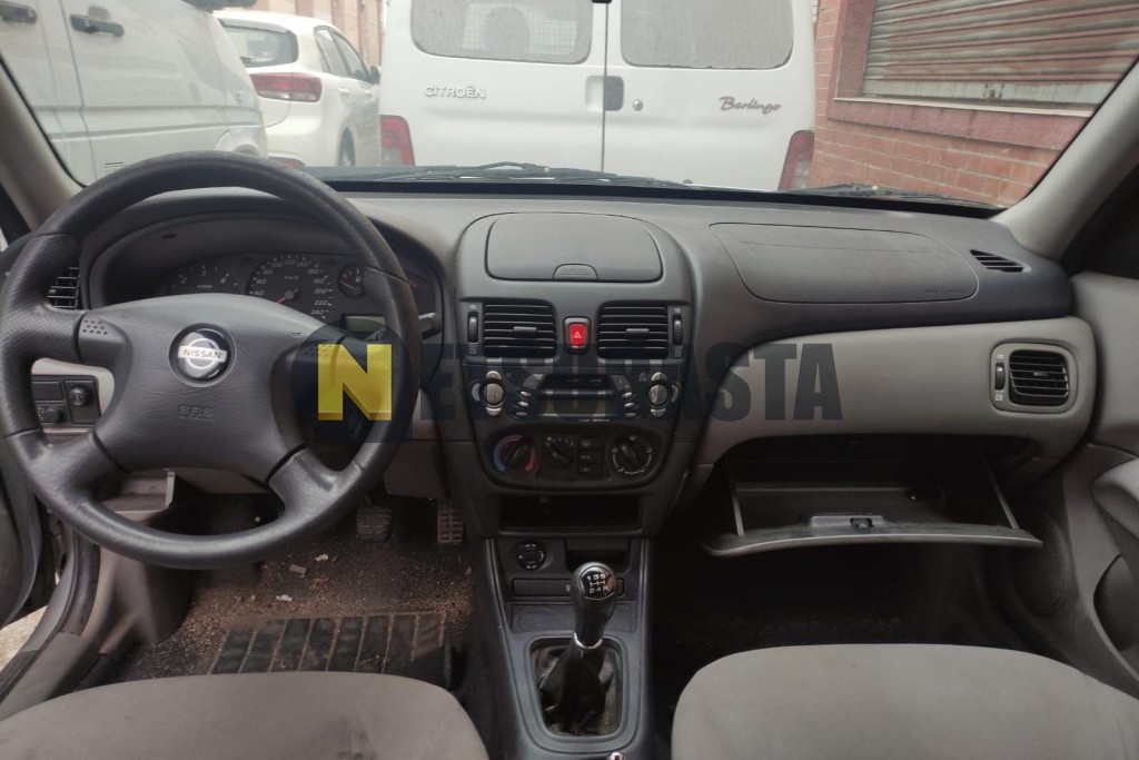 Nissan Almera 2.2Di 2001
