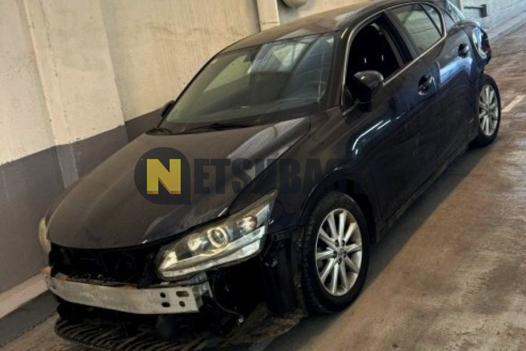 Lexus CT 200h 2012