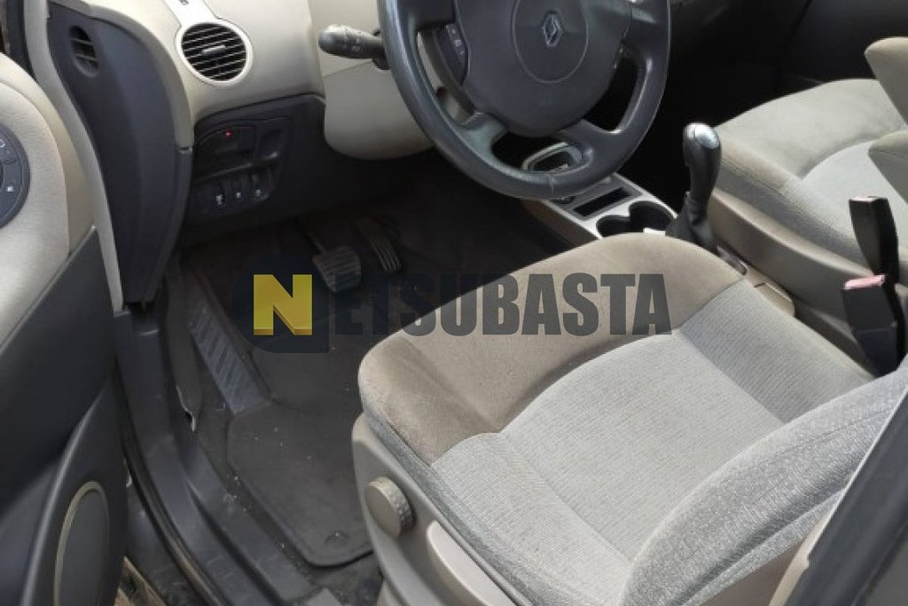 Renault Grand Espace 2.2 dCi Aut. 2005