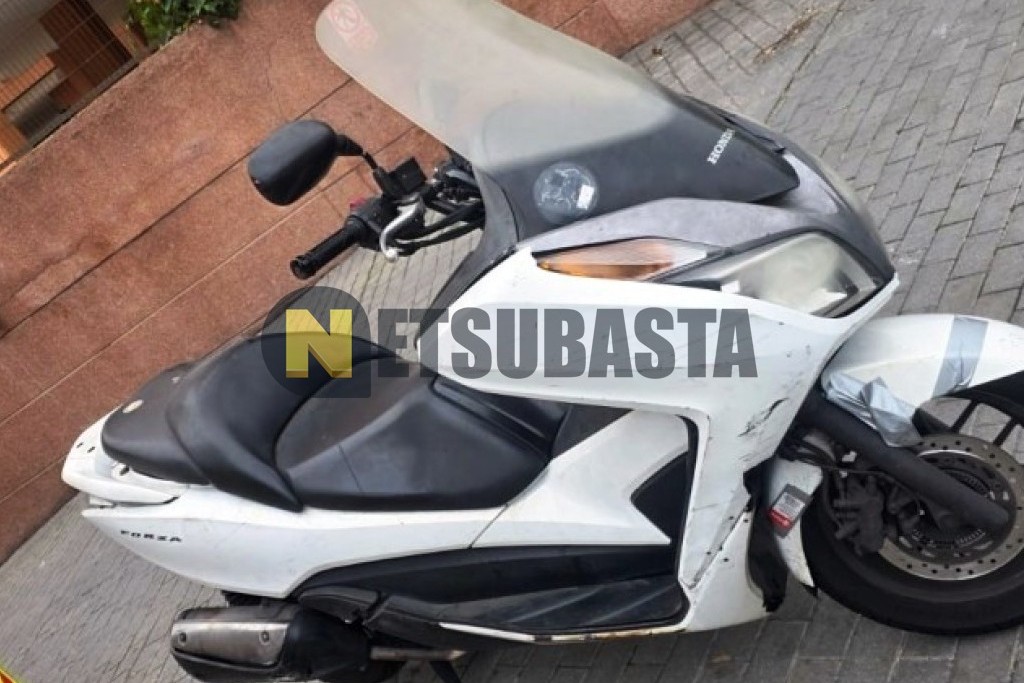 Honda Forza 300 2013