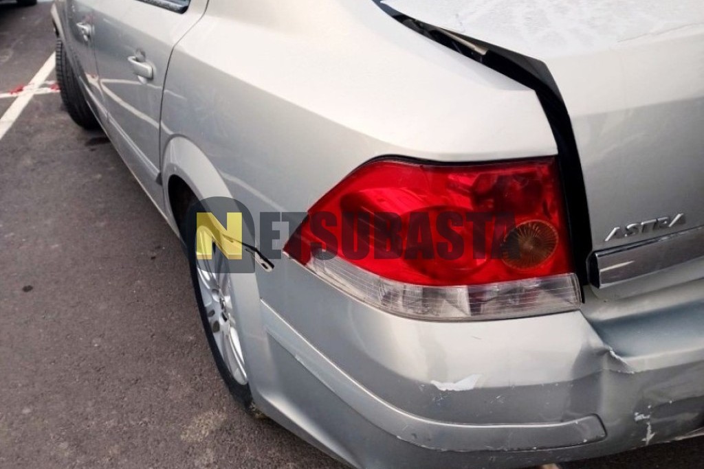 Opel Astra Sedan 1.7 CDTi 2009